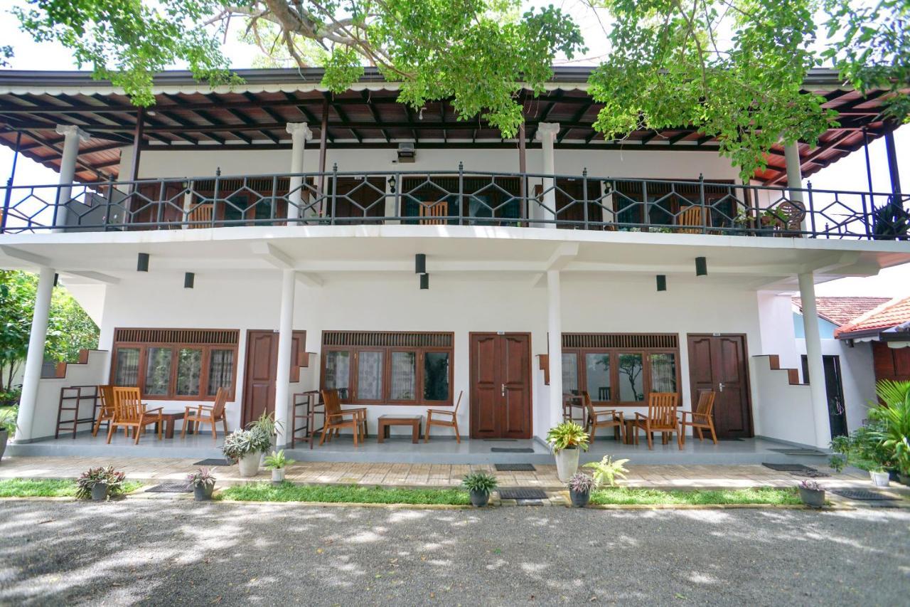 Surf Sea Breeze Apartments Mirissa Luaran gambar